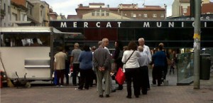SE APLICARÁ UN BAJADA DEL 10 % EN LA TASA A LOS PARADISTAS DEL MERCADILLO DE RIPOLLET General